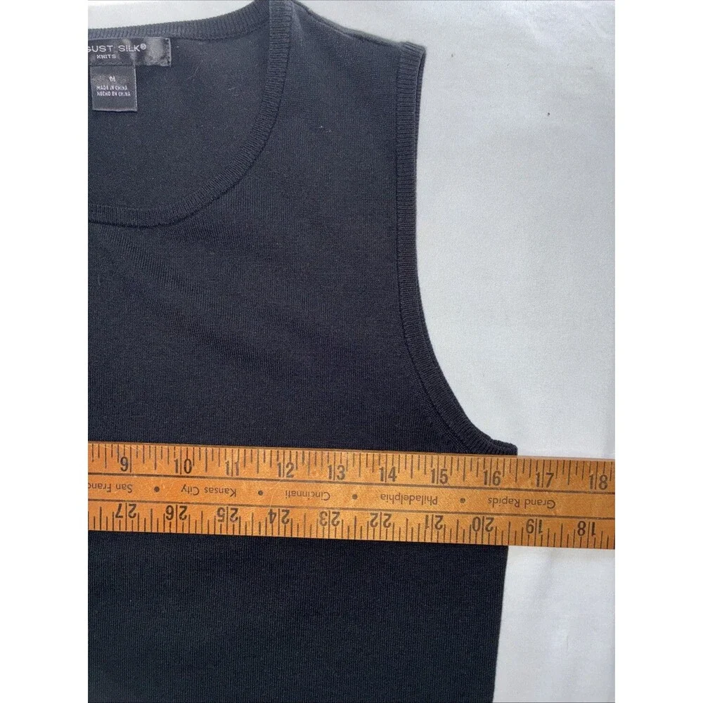 August Silk Knit Crew Neck Sweater Vest Medium Black Shell Tank Top Minimalist